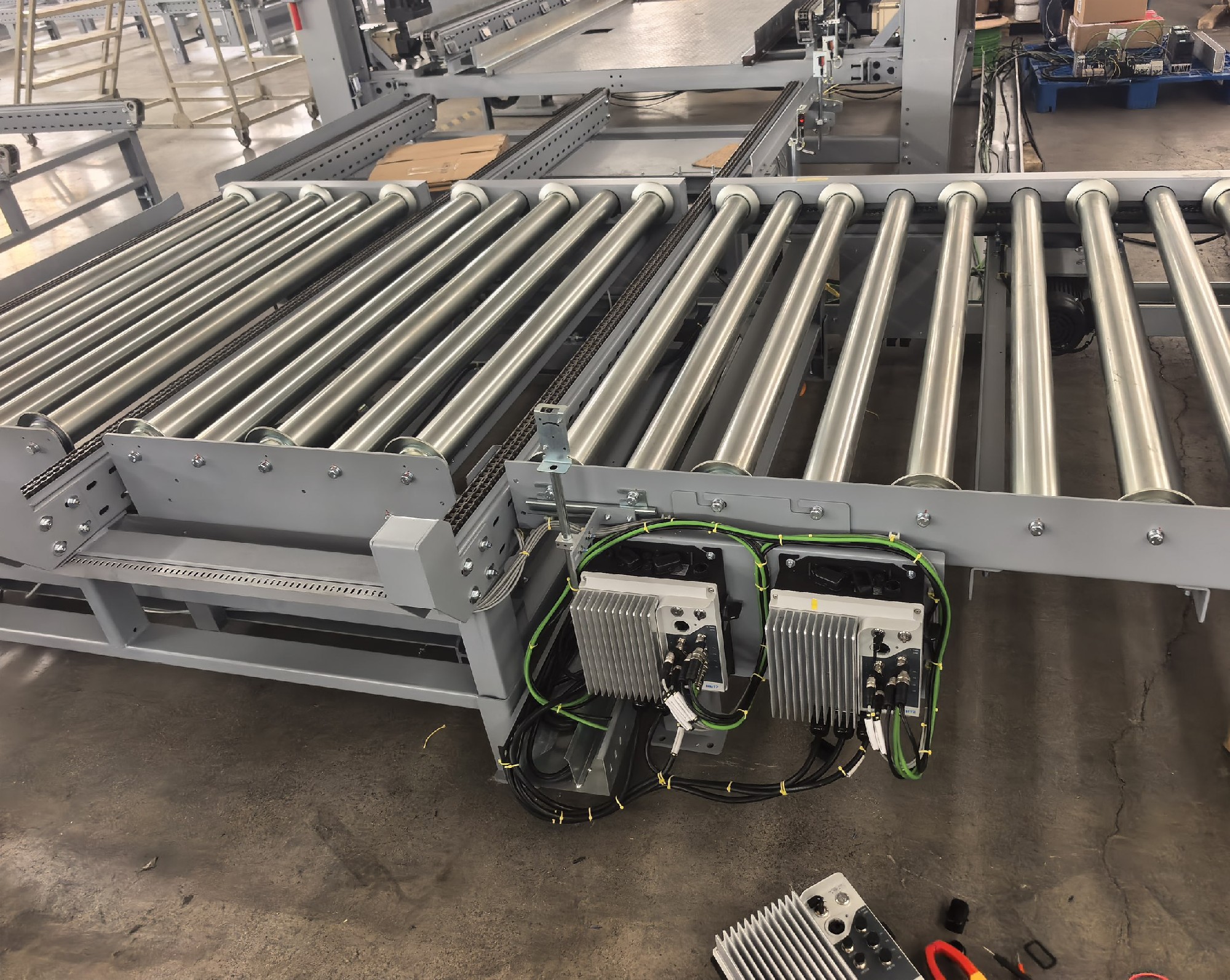 NZ2400DR Decentralized VFD (6)